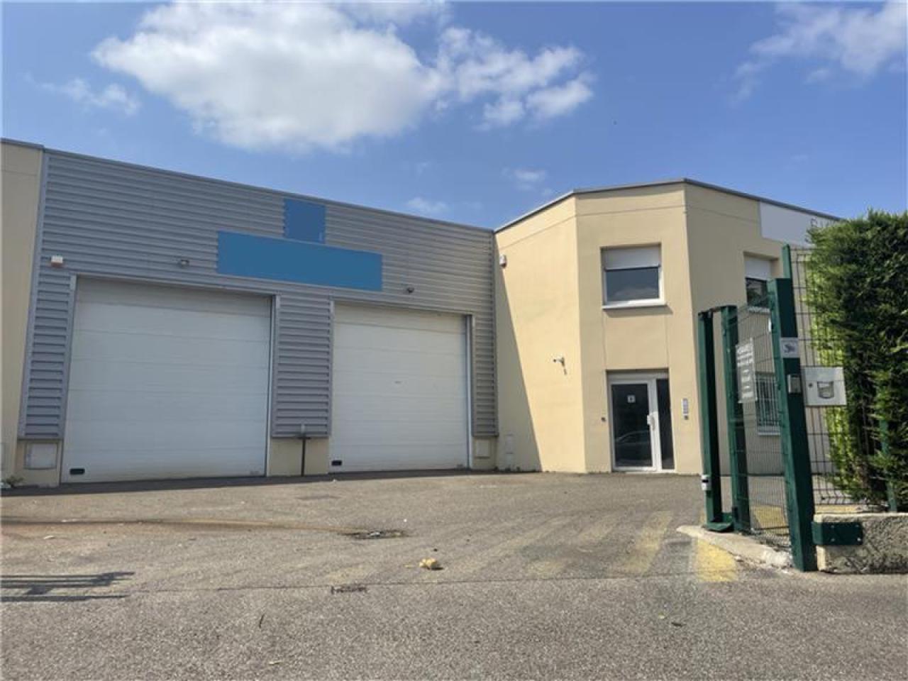 Local d'activité Saint-Fons 744m² Location local d'activité Saint-Fons Rhône OLACT2533099 1